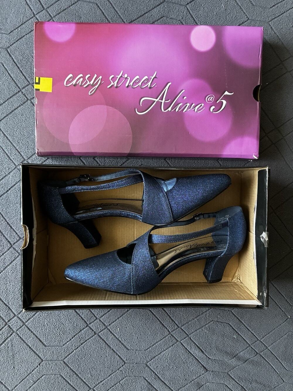 Easy Street Alive 5 Navy Glitter Elegance Heels Womens Size 7M Pointed Toe